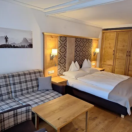 Zum Stern ホテル 4*