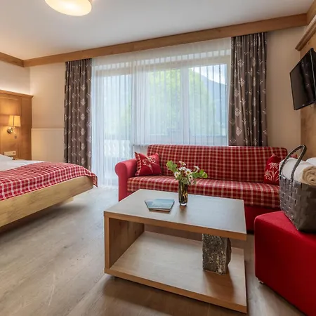 Hotell Zum Stern Inkl Gasteiner Bergbahnen Im Sommer Bad Hofgastein