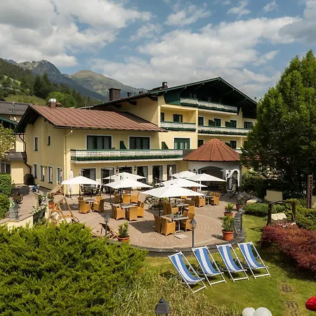 Zum Stern Inkl Gasteiner Bergbahnen Im Sommer فندق 4*