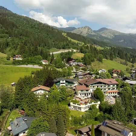 Zum Stern Inkl Gasteiner Bergbahnen Im Sommer 4* باد هوفغاستين