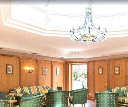 ホテル Zum Stern バート・ホーフガシュタイン